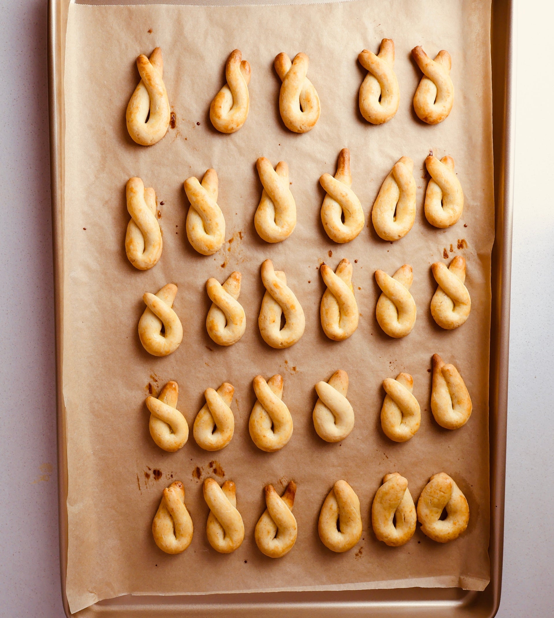Bake Traditional Greek Koulourakia at Home