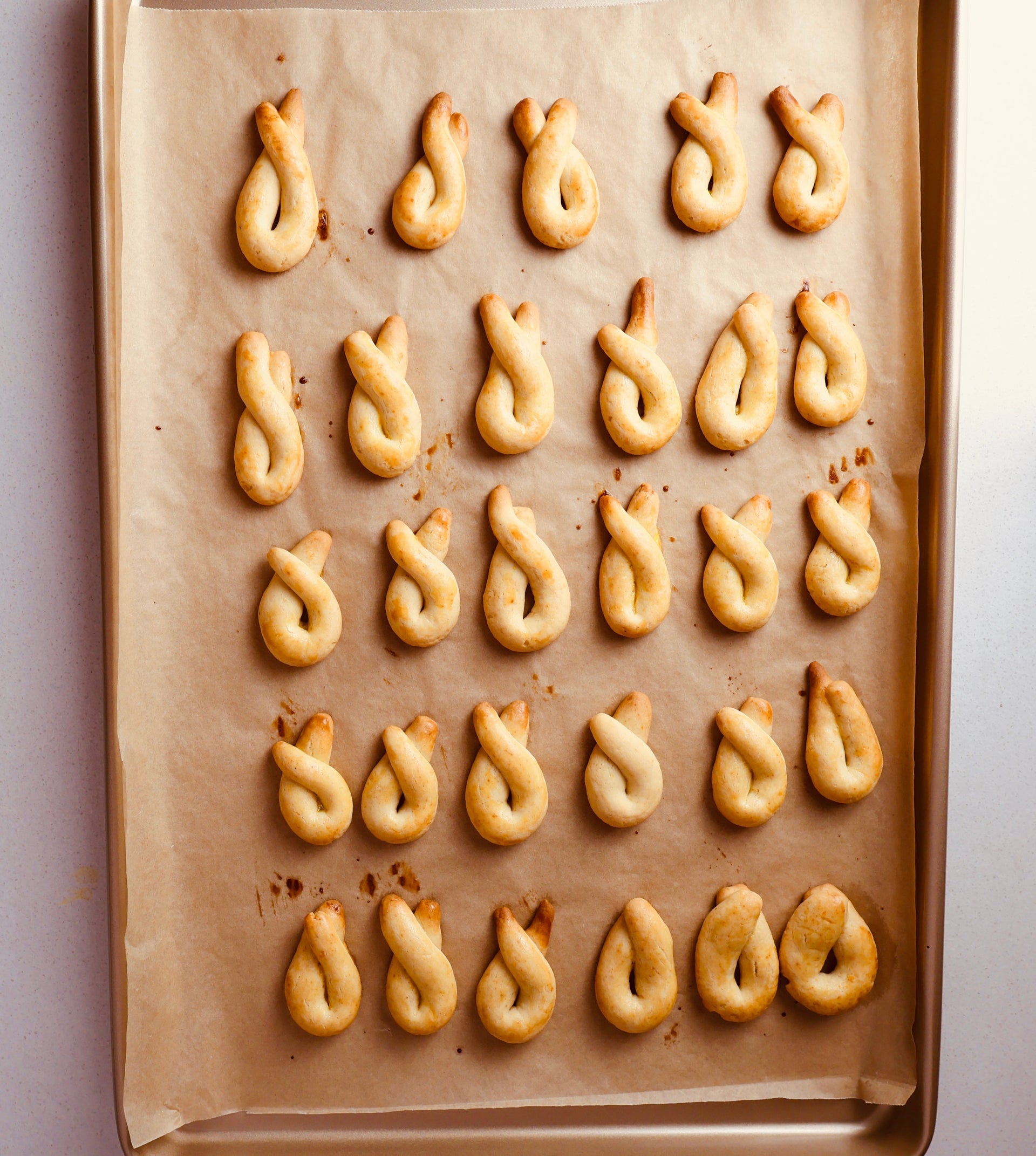 Bake Traditional Greek Koulourakia at Home